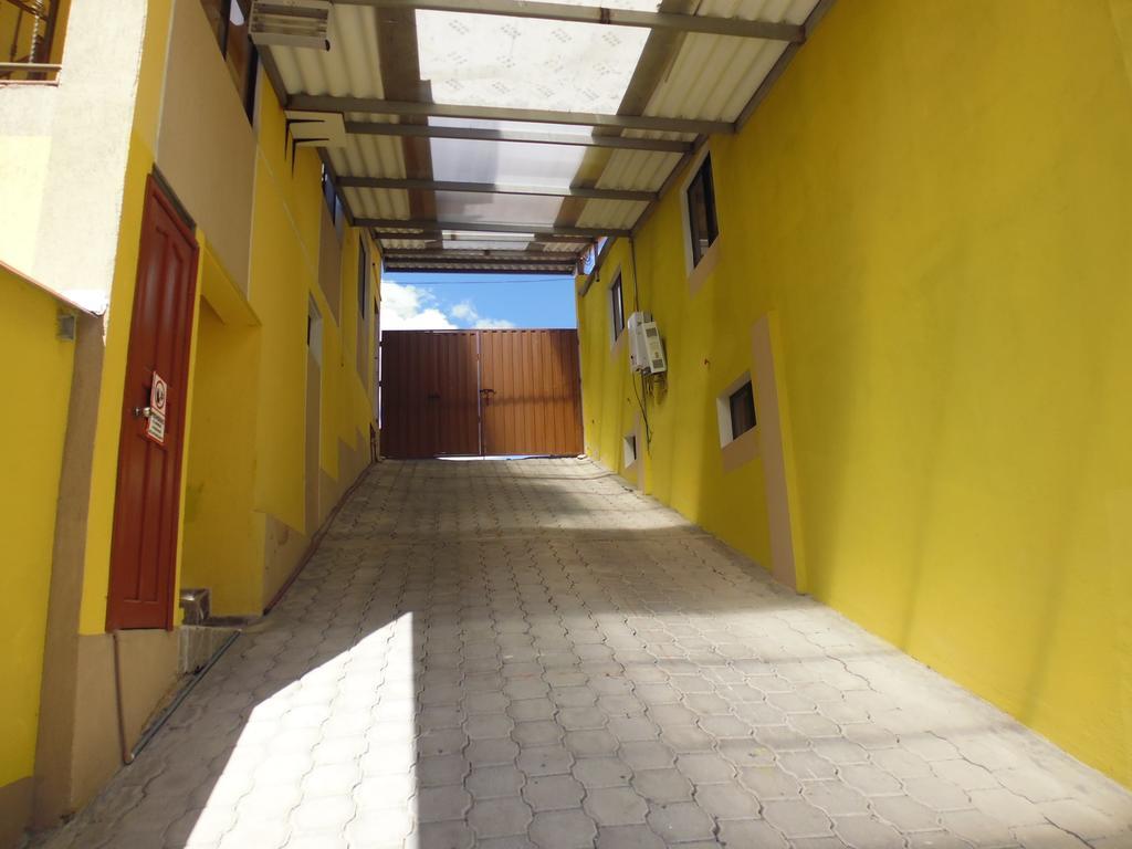 Hotel Residencial El Viajero Tababela Zewnętrze zdjęcie